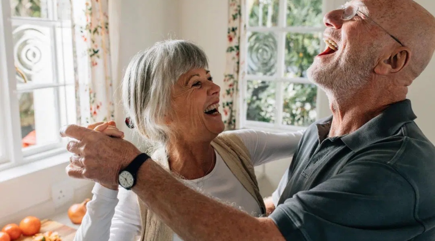 Senior Dating Sites: Complete Guide to Finding Love Later in Life